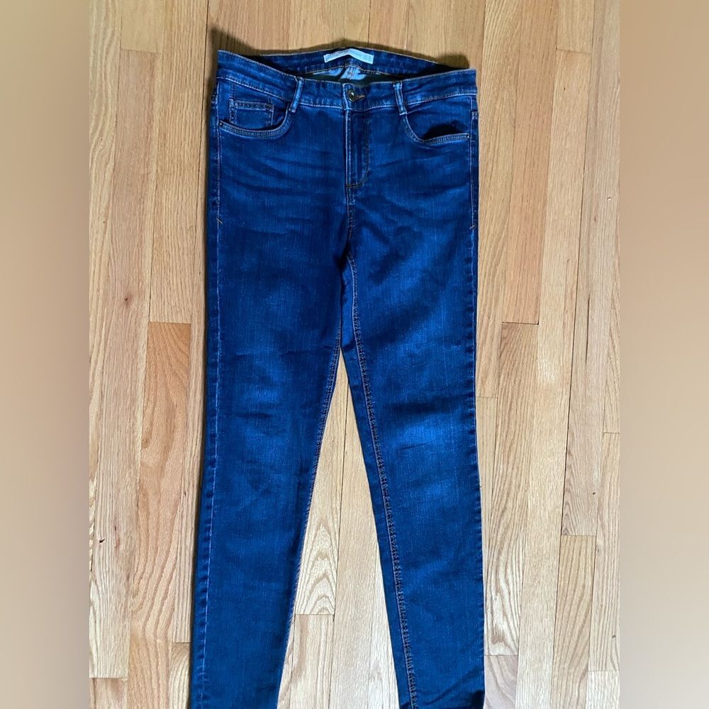 ZARA Trafaluc blue denim straight leg jeans size 8